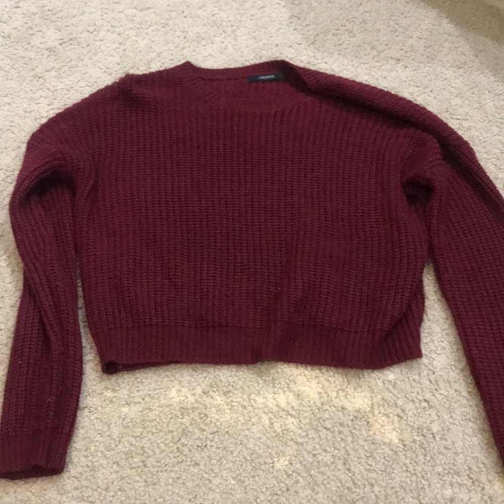Maroon cropped sweater